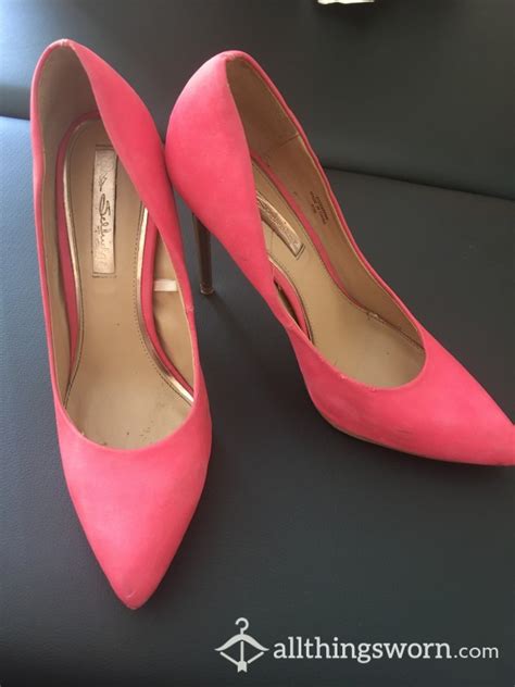 bubblegum pink givenchy heels